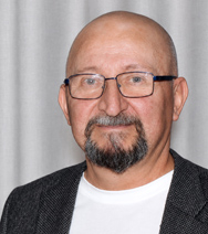 Haris Tucaković 